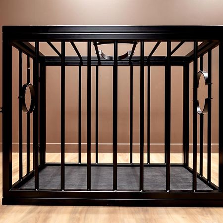 Bdsm Red Apartments Βίλνιους Εξωτερικό φωτογραφία