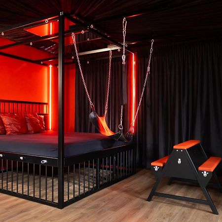 Bdsm Red Apartments Βίλνιους Εξωτερικό φωτογραφία