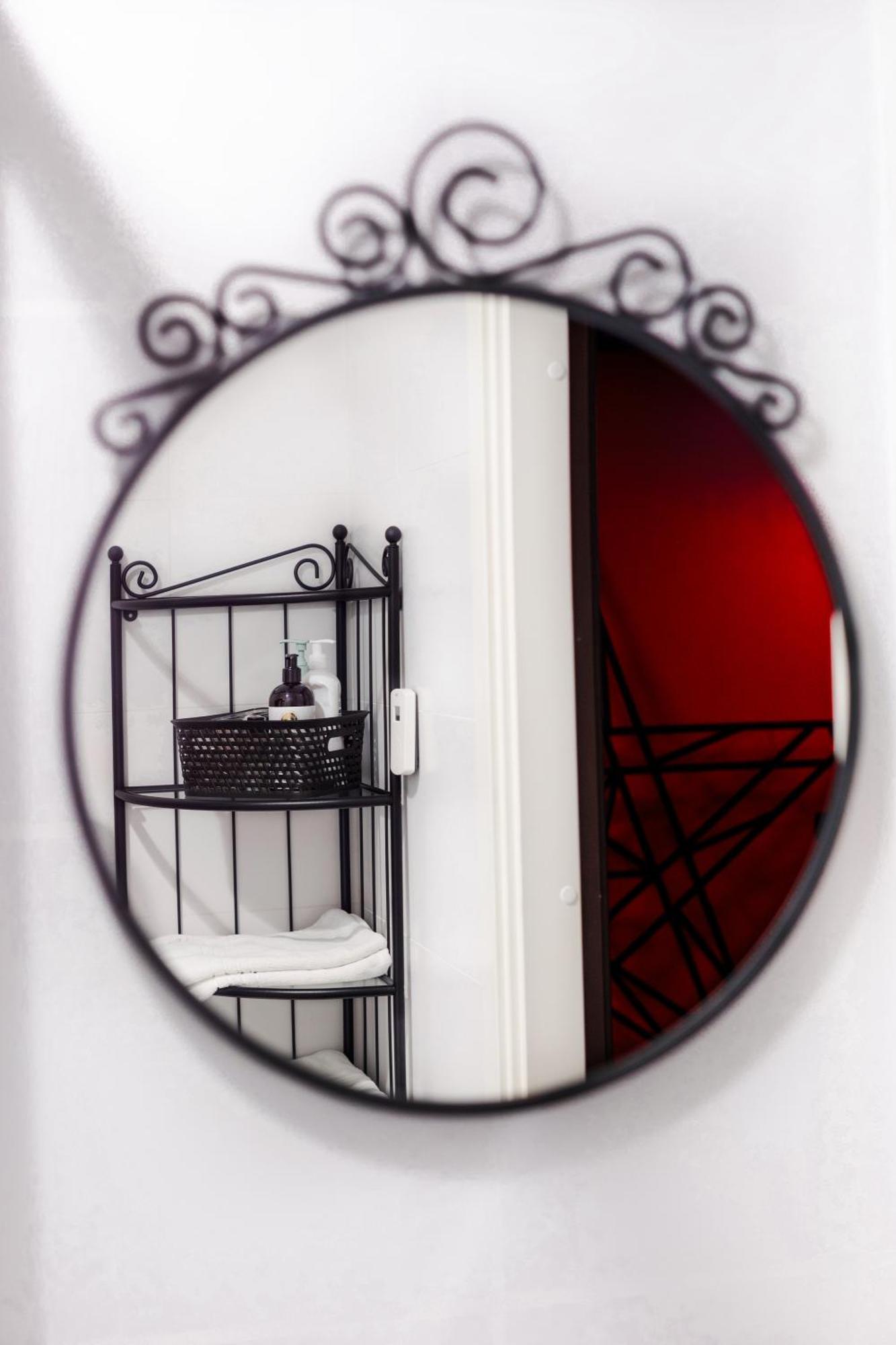Bdsm Red Apartments Βίλνιους Εξωτερικό φωτογραφία